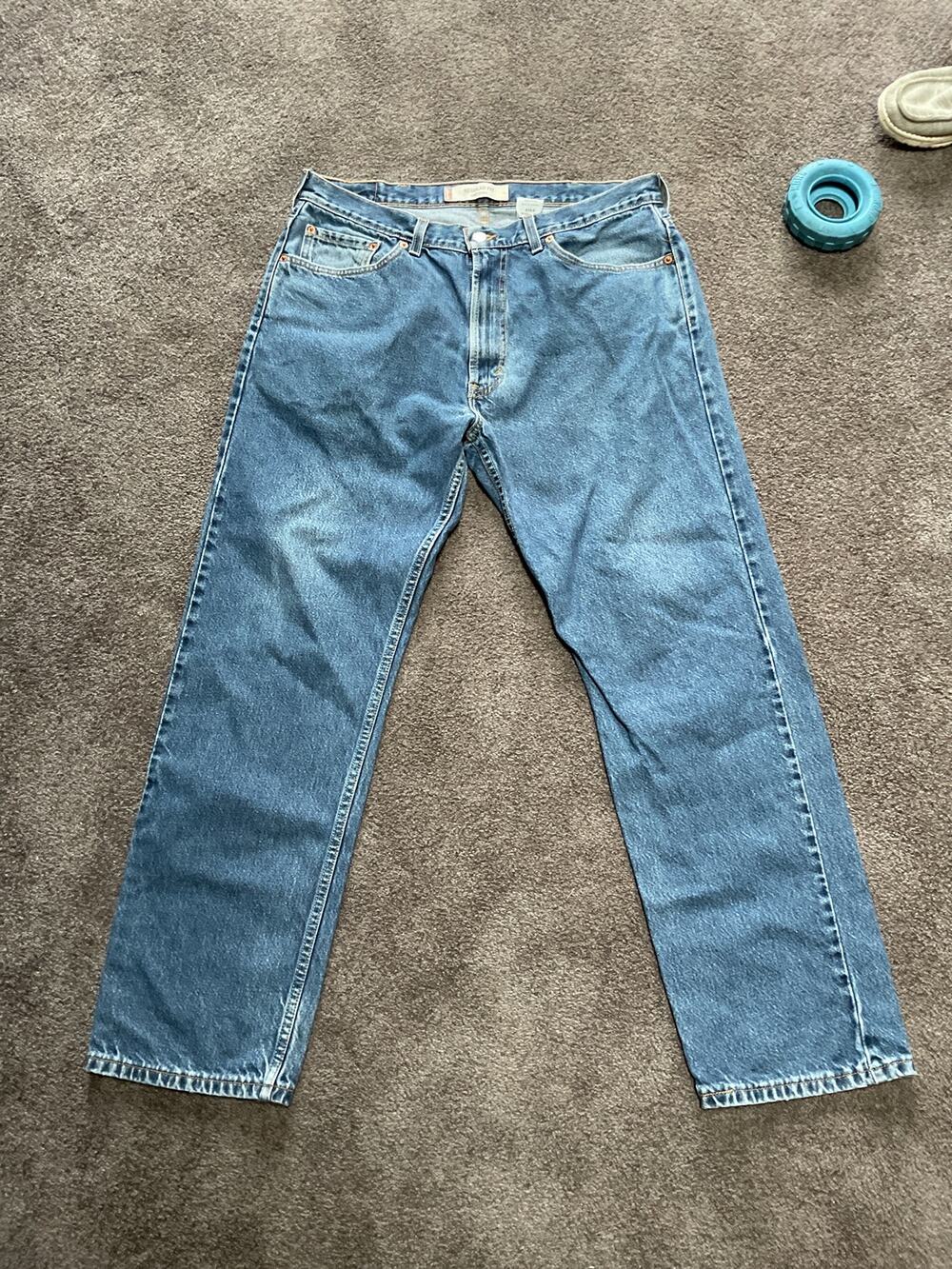 Levi's 505 Regular Fit Men's Blue Jeans Classic Straight Leg Denim Zipper Fly 5P